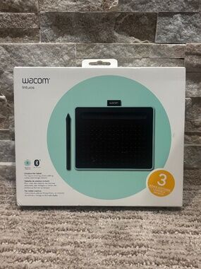 Wacom Intuos Small Bluetooth Creative Pen Tablet - BNIB